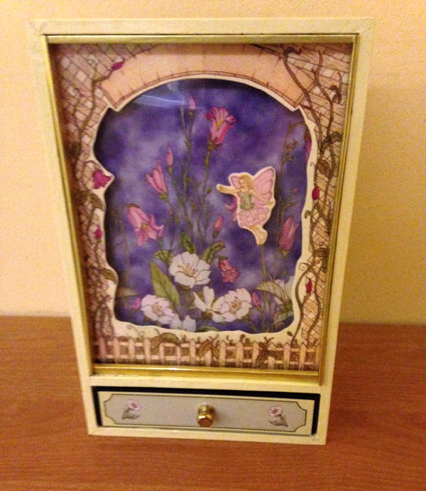 G-46403- Floating Floral Fairy Shadow Box / Yellow - Click Image to Close