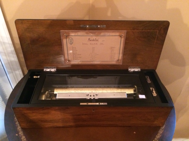 Conchon Antique Music Box