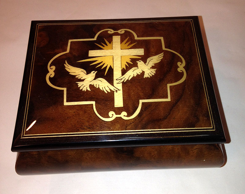 17CX3 - Cross with Doves Ring Box 17CX3 - Cross with Doves Ring Box